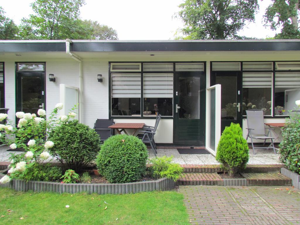Appartementen Huize Eikenhof Bergen Ruang foto