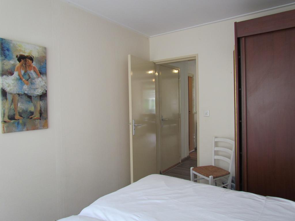 Appartementen Huize Eikenhof Bergen Ruang foto