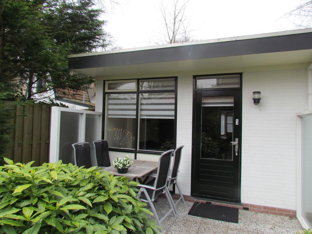 Appartementen Huize Eikenhof Bergen Ruang foto